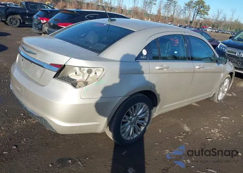 2013 Chrysler 200 Lx from USA, damaged, VIN 1C3CCBAB4DN671541